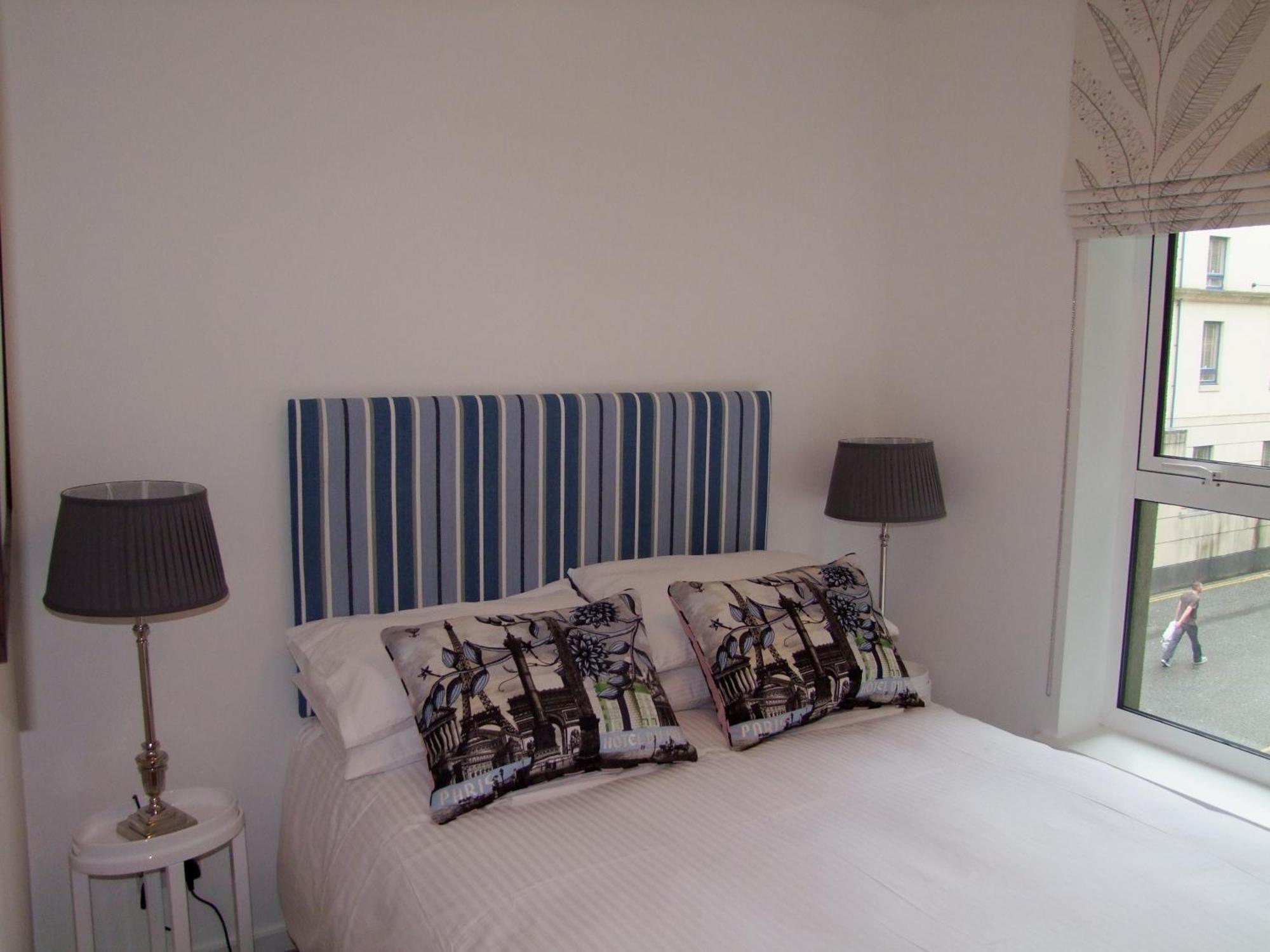 Apartamento Holyrood Road Park - 379 *