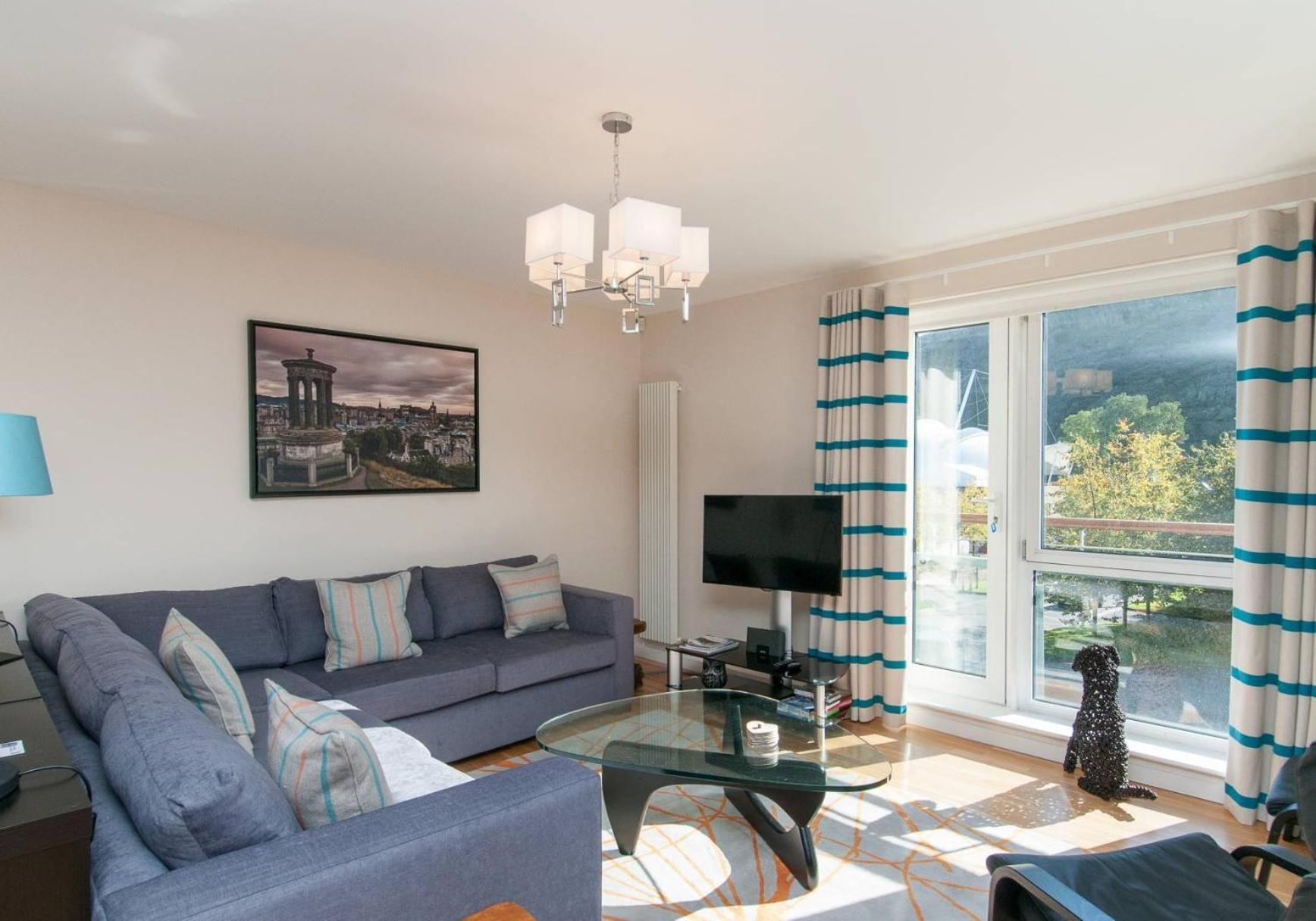 Apartamento Holyrood Road Park - 379 *